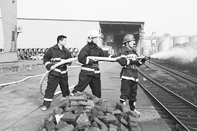 地方专职消防队(事业)是否属于特殊工种?-特殊